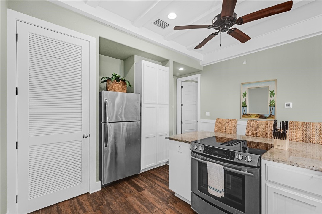 170 Social Circle 11 Property Photo 8