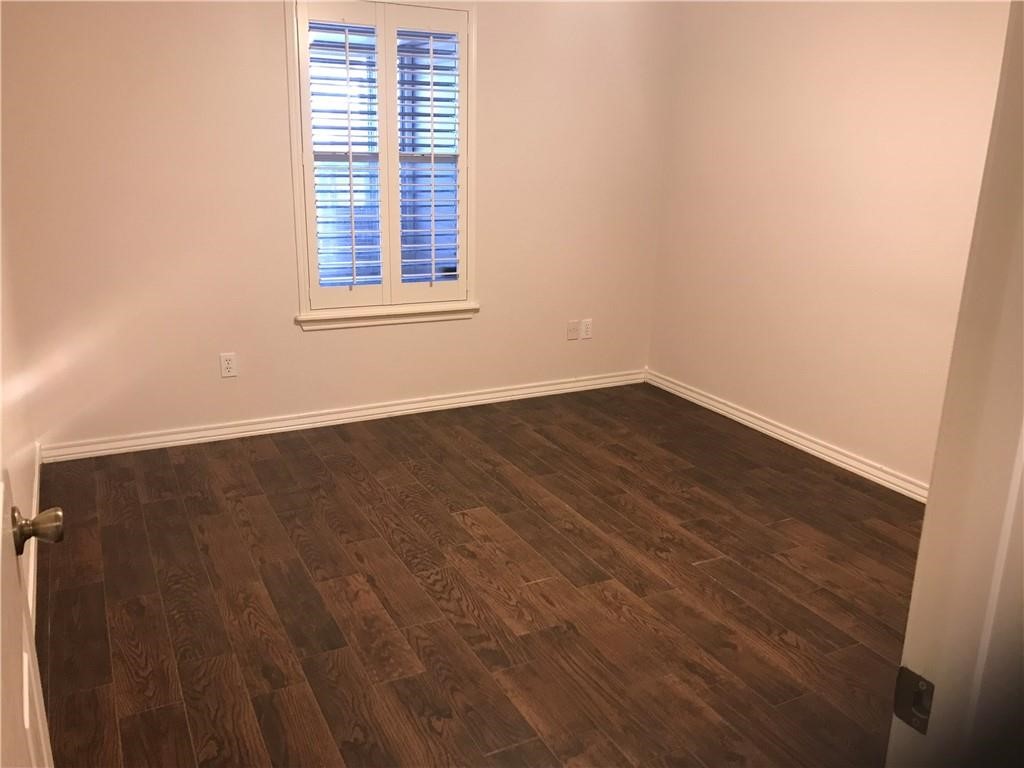 5026 Yorktown Blvd 14 Property Photo 10