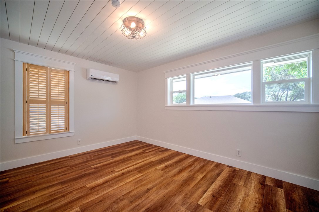 4514 Marie St Property Photo 10