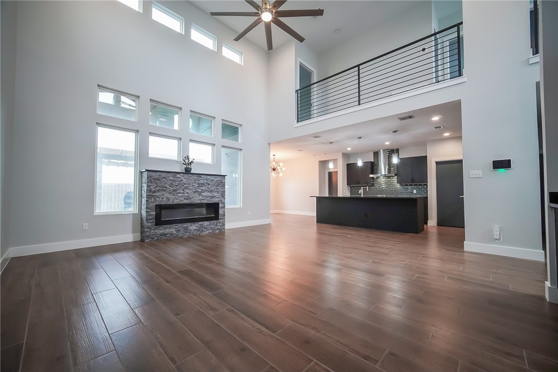 7822 Stampede Dr Property Photo 5