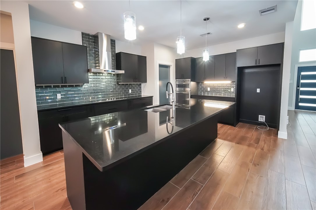 7822 Stampede Dr Property Photo 7