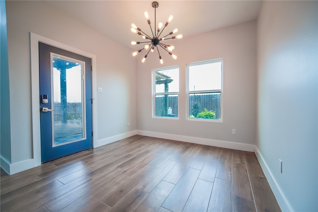 7822 Stampede Dr Property Photo 9