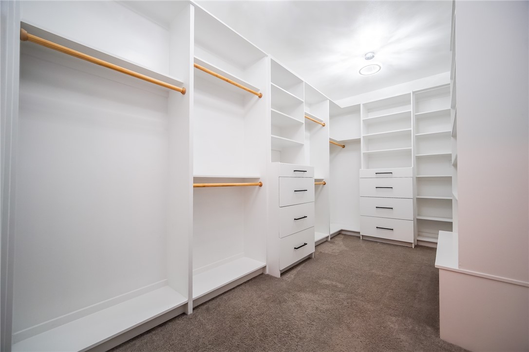 7822 Stampede Dr Property Photo 14