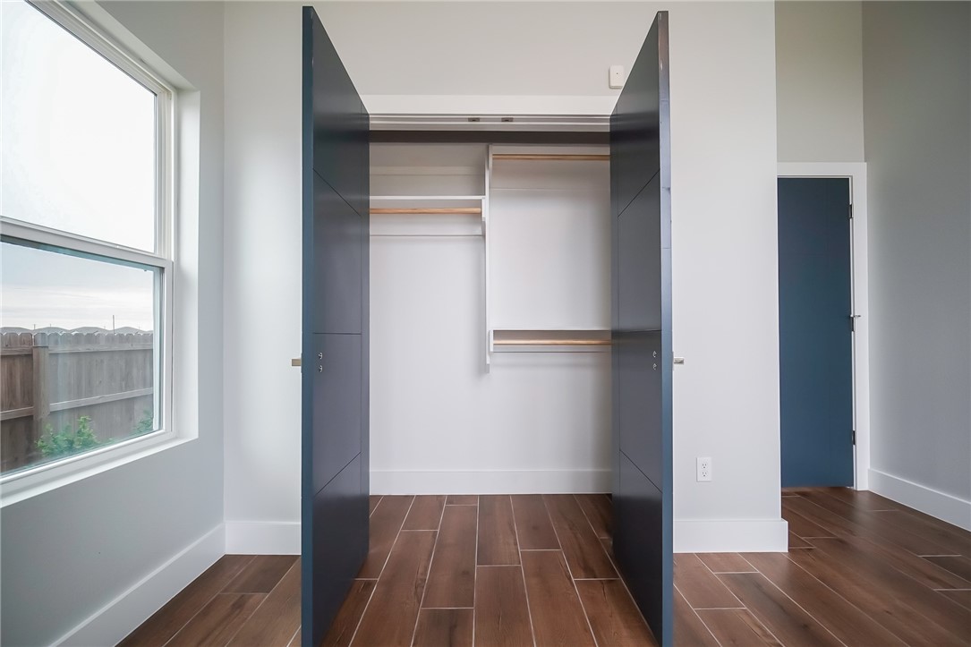 7822 Stampede Dr Property Photo 16