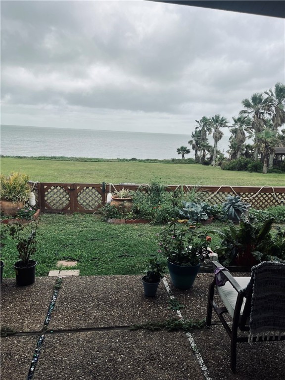 120 Shore Dr Property Photo 2