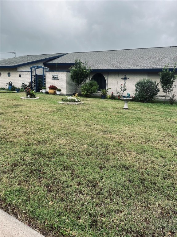 120 Shore Dr Property Photo 4