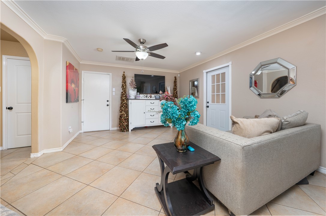 7032 Carmer Circ Property Photo 12