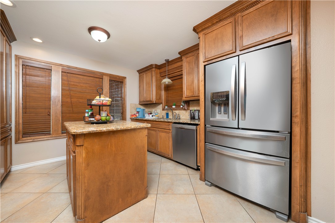 7032 Carmer Circ Property Photo 17