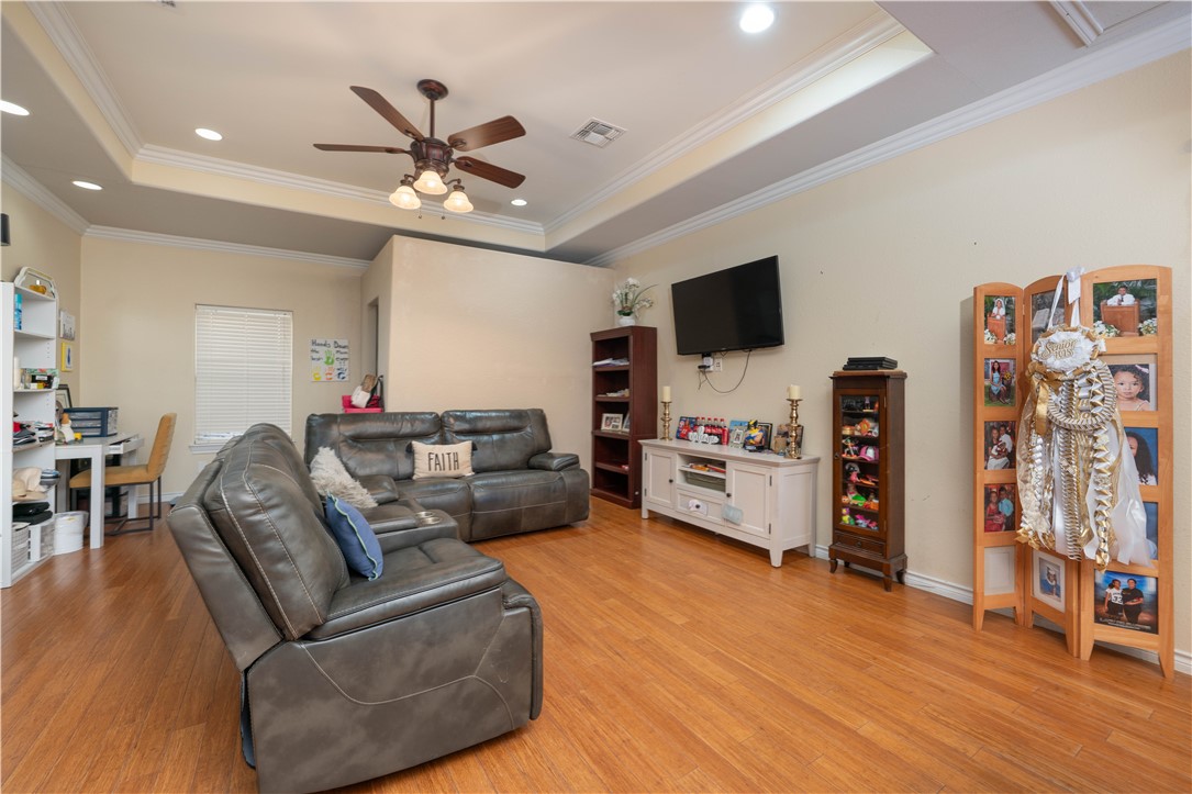 7032 Carmer Circ Property Photo 21