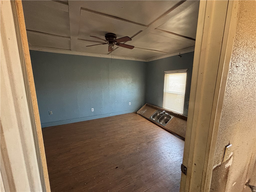 13205 Hearn Road Property Photo 2