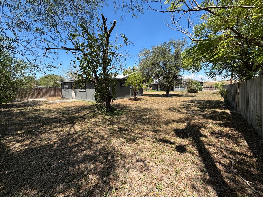 13205 Hearn Road Property Photo 6