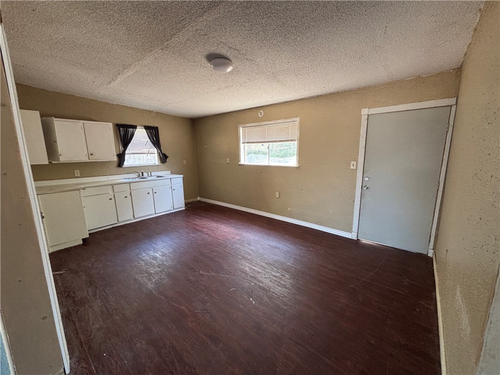 13205 Hearn Road Property Photo 8