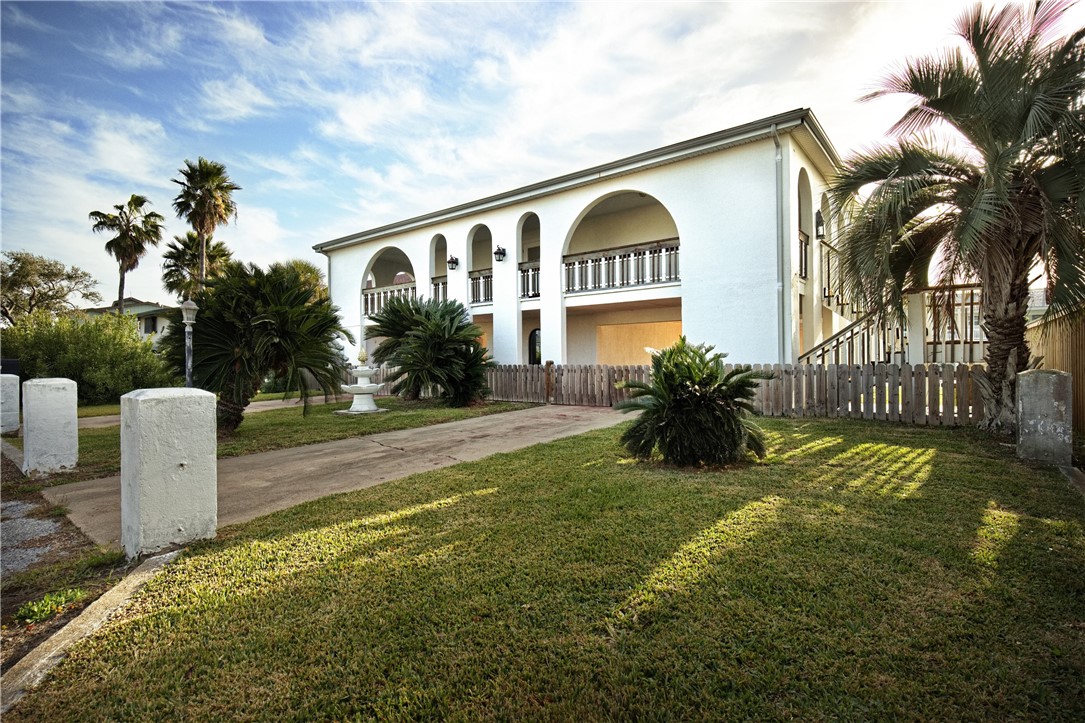 14 Jamaica Dr Property Photo 2