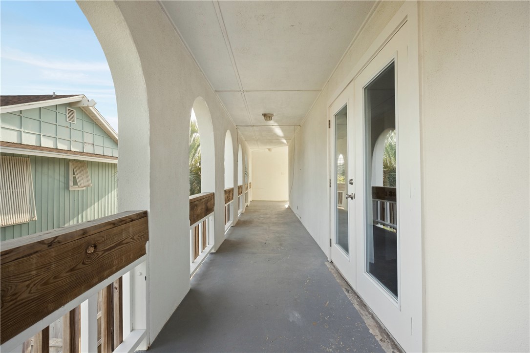 14 Jamaica Dr Property Photo 4