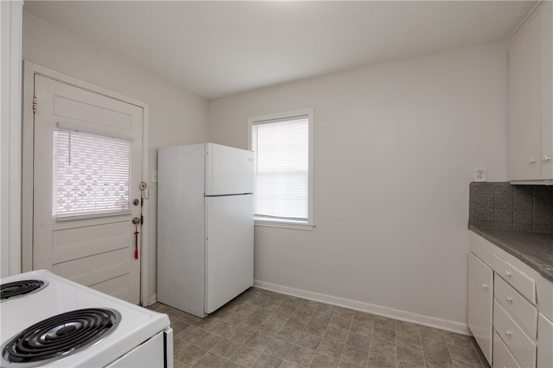 2802 S Alameda St Property Photo 11