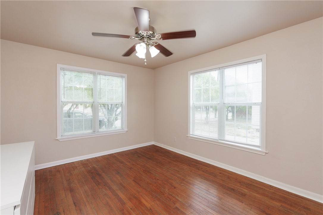 2802 S Alameda St Property Photo 19