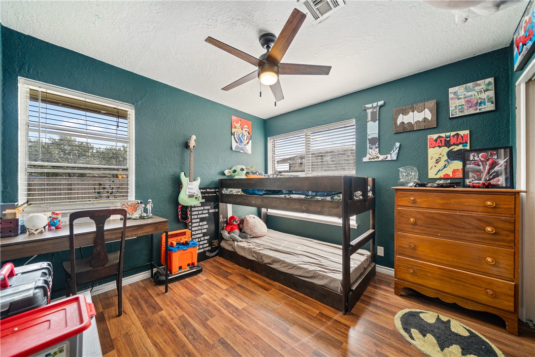 4110 Del Starr Dr Property Photo 18