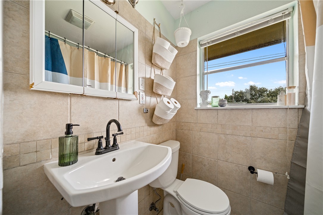 4110 Del Starr Dr Property Photo 20