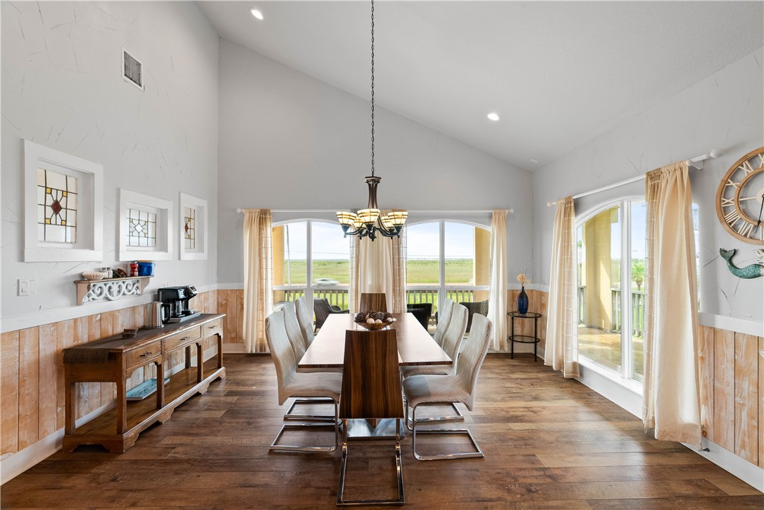 158 Beach St Property Photo 18