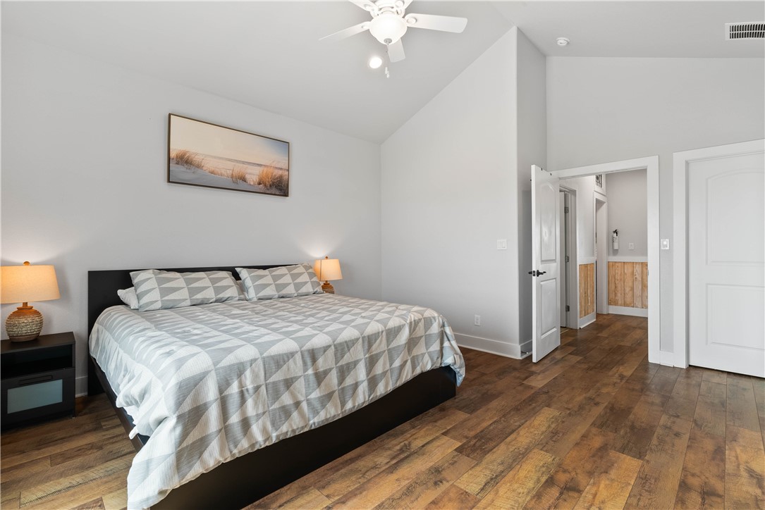 158 Beach St Property Photo 22