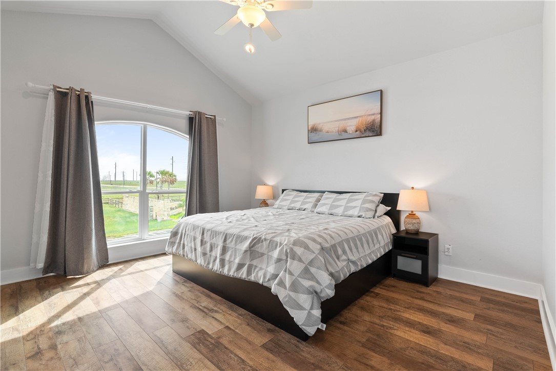 158 Beach St Property Photo 27