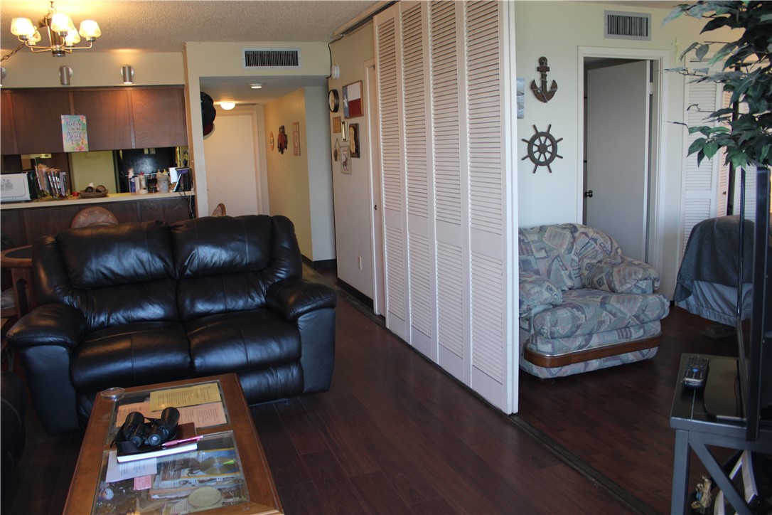 4000 Surfside Blvd 806 Property Photo 5