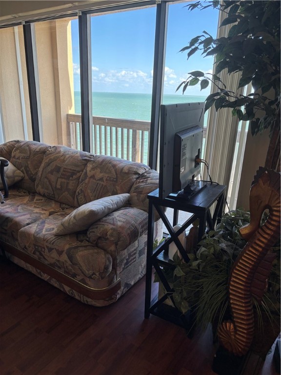 4000 Surfside Blvd 806 Property Photo 14