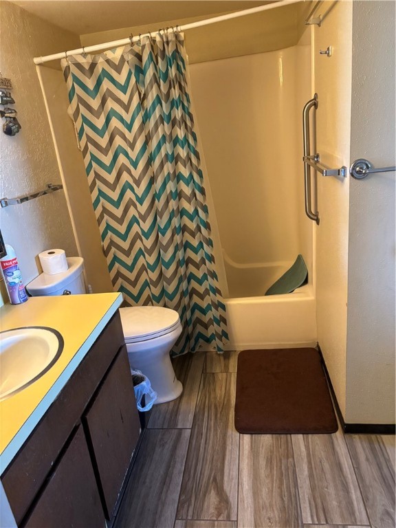 4000 Surfside Blvd 806 Property Photo 16