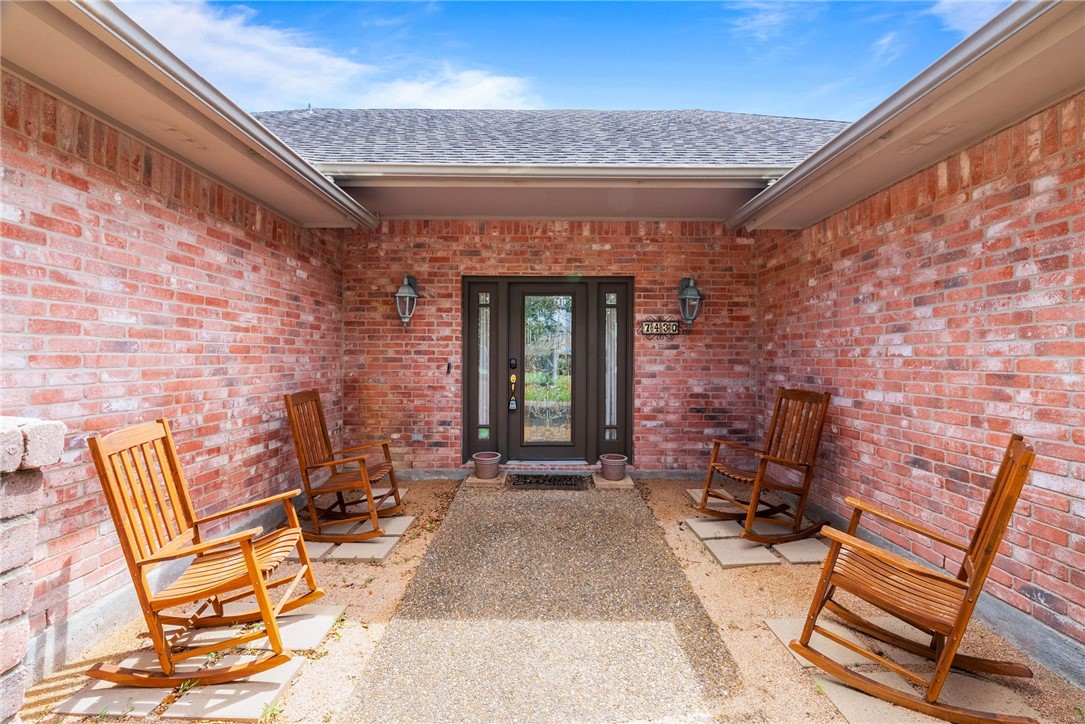 7430 Bourget Dr Property Photo 3