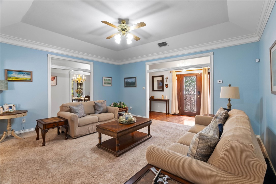 7430 Bourget Dr Property Photo 5