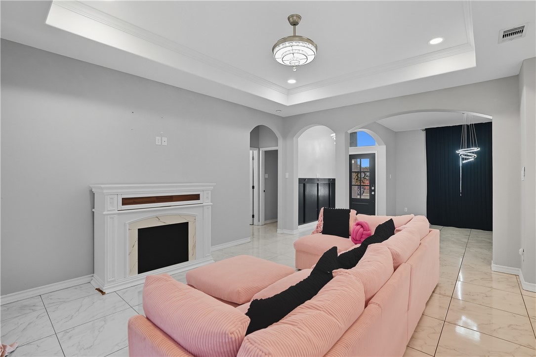 707 Starboard Ct Property Photo 9