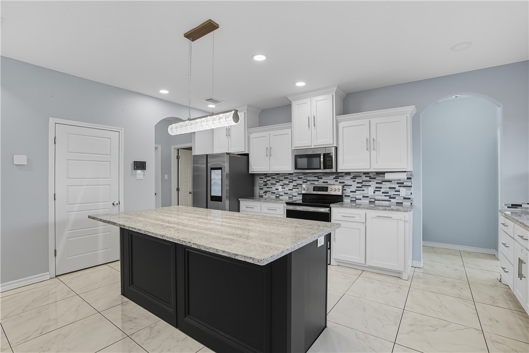 707 Starboard Ct Property Photo 11