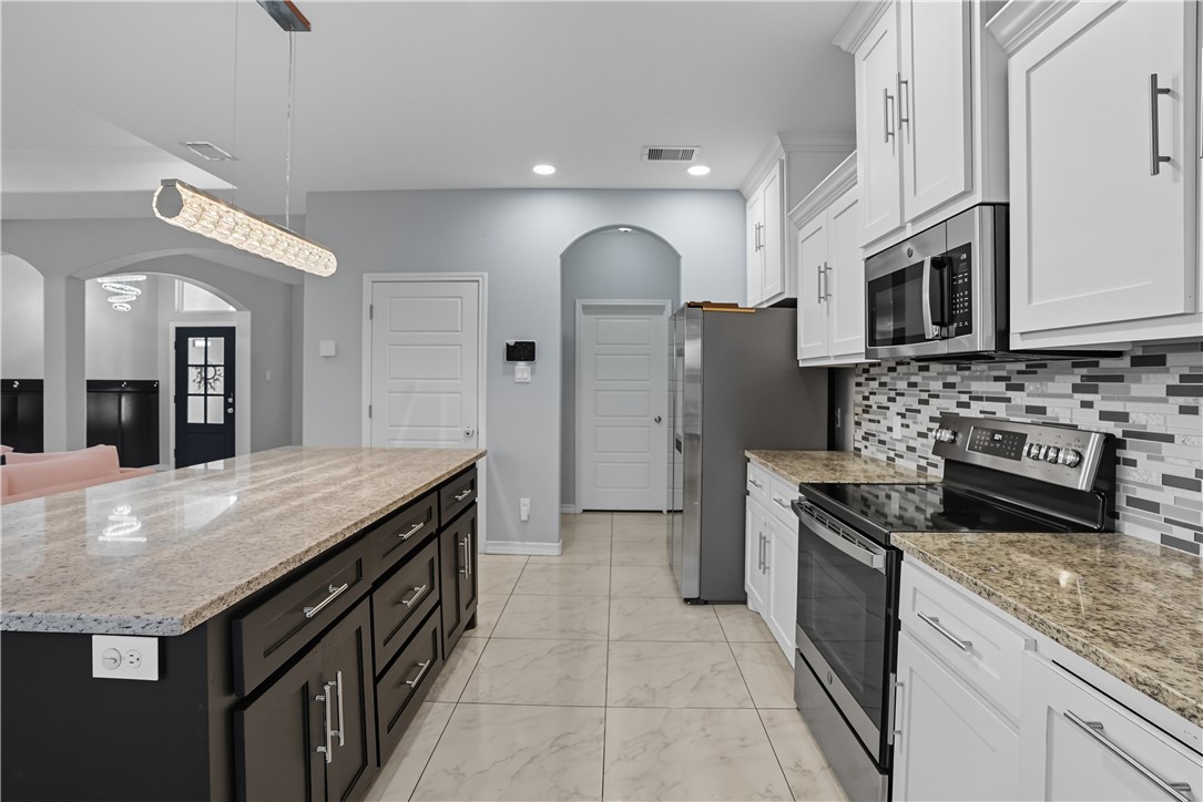 707 Starboard Ct Property Photo 14