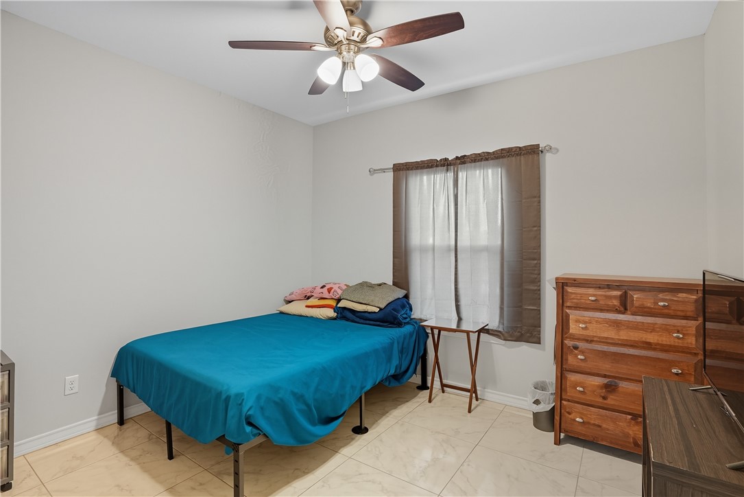 707 Starboard Ct Property Photo 24