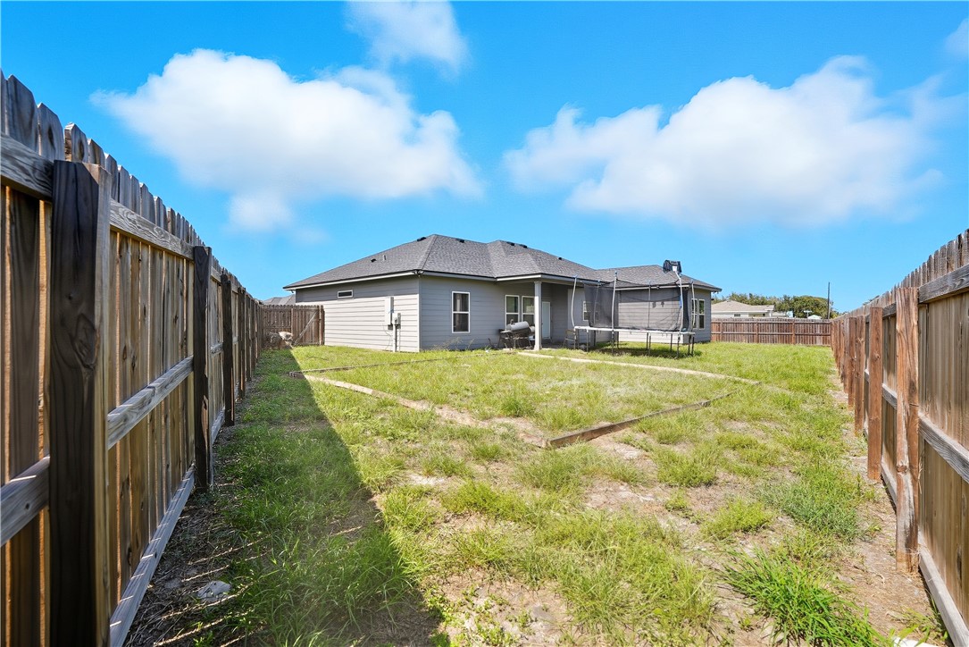 707 Starboard Ct Property Photo 28