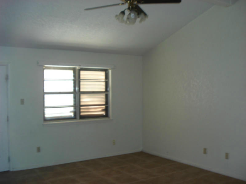 2222 Meadowgrove Dr Property Photo 2