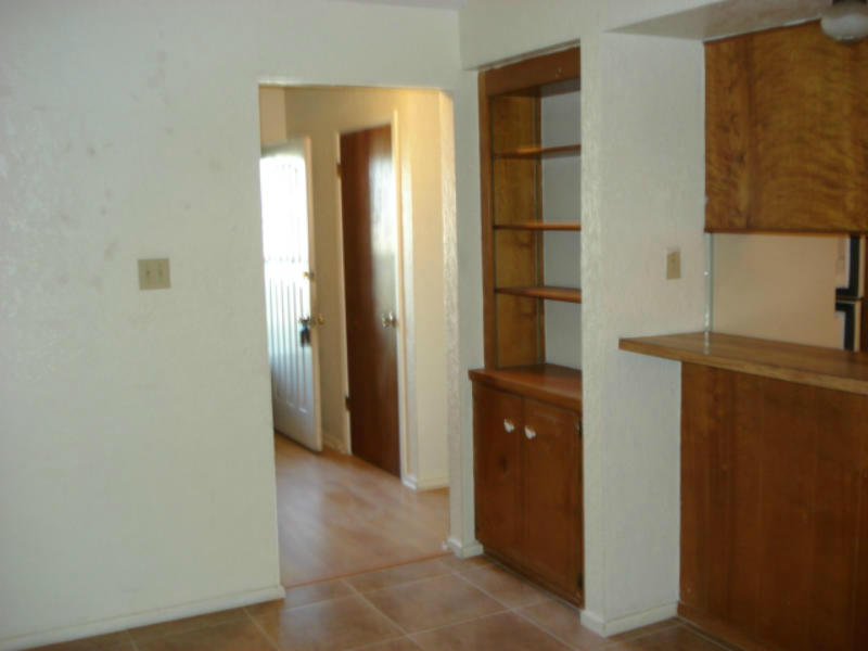 2222 Meadowgrove Dr Property Photo 9