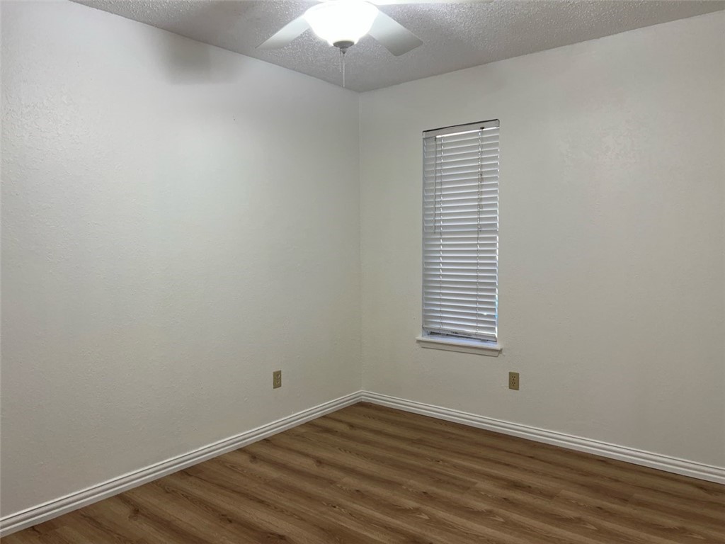 2709 Vancouver Dr Property Photo 10