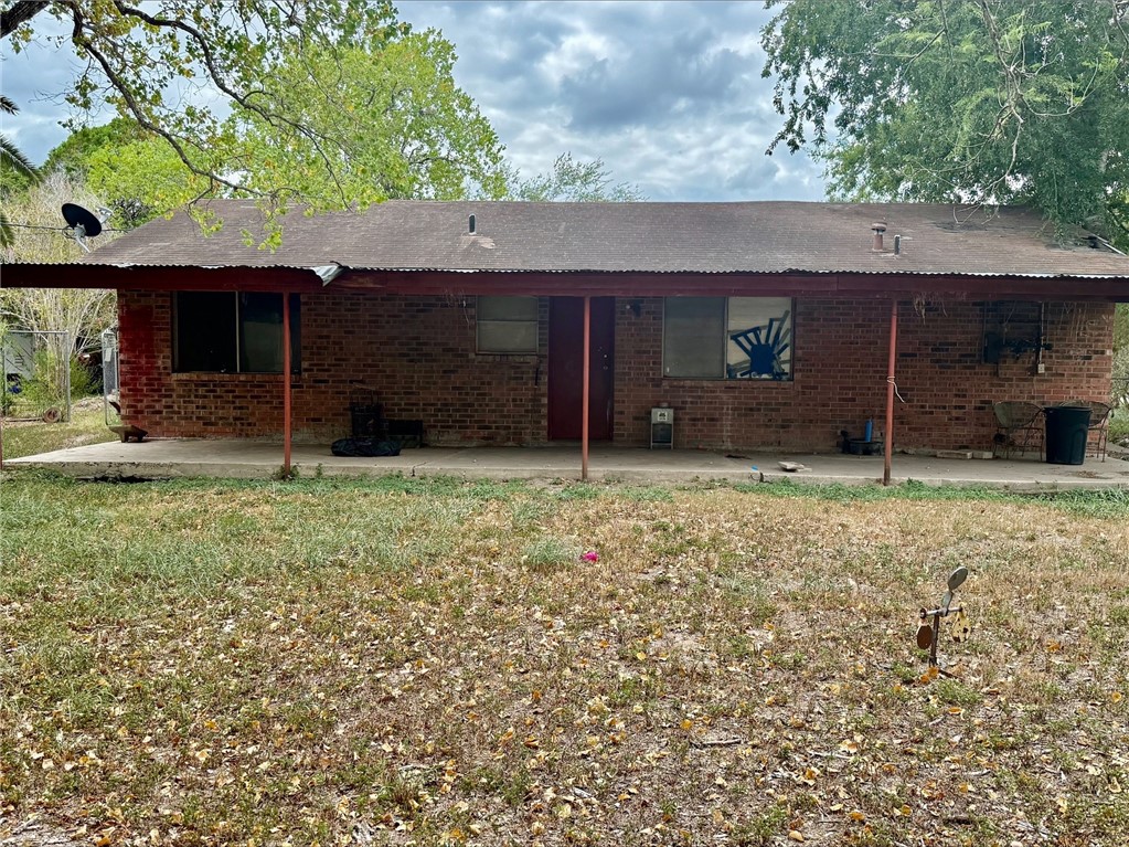 805 Continental Dr Property Photo 2