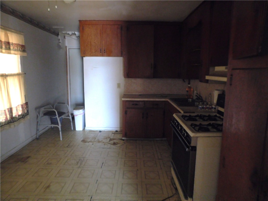 2618 Wainwright St Property Photo 5