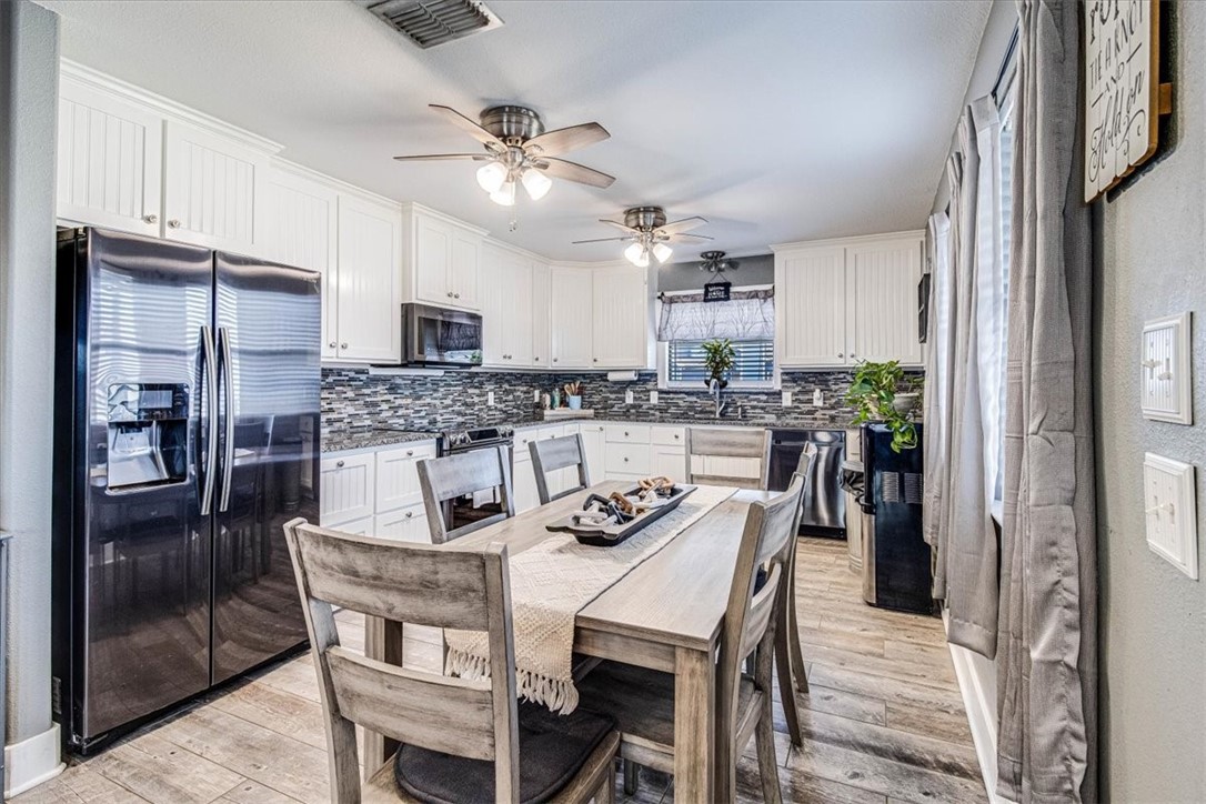 465369 Property Photo 12