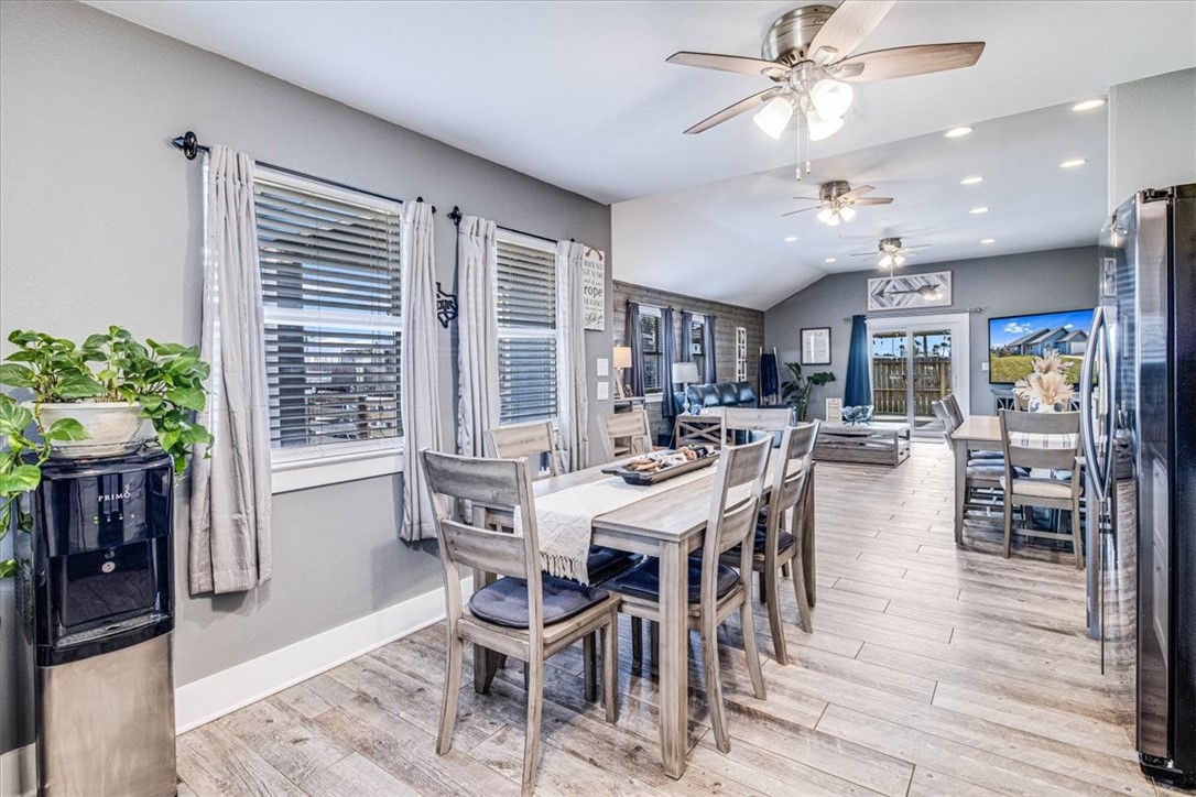 465369 Property Photo 15