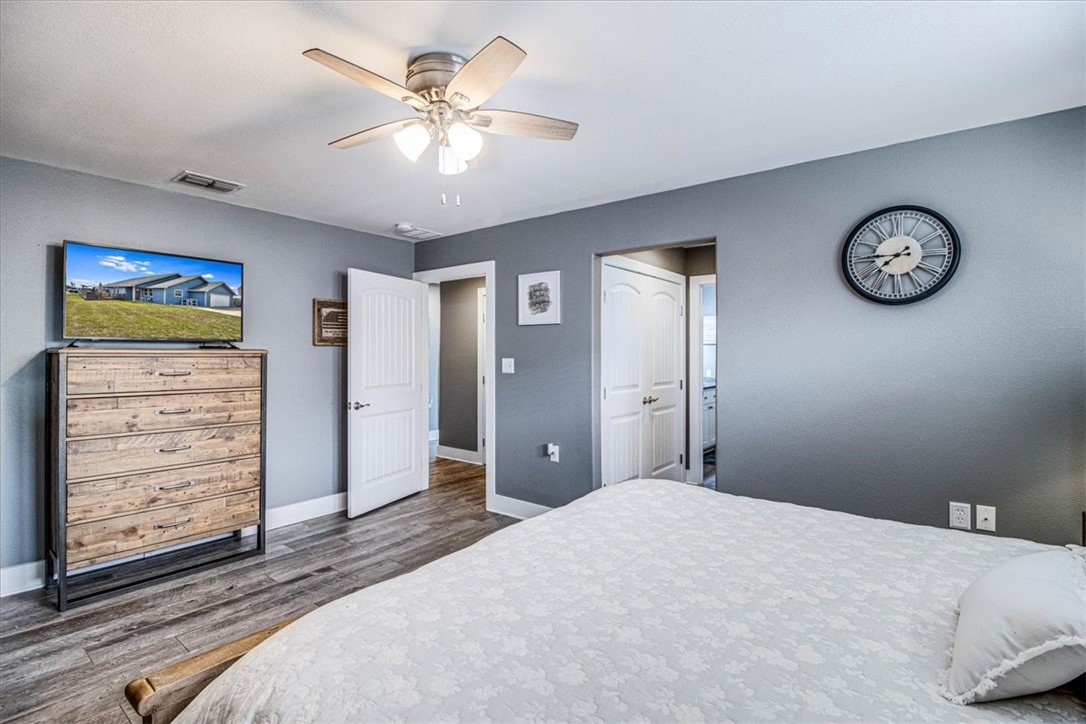 465369 Property Photo 18