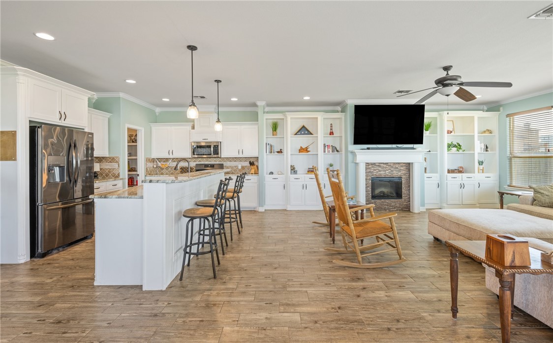 125 Sea Bird Lane Property Photo 3