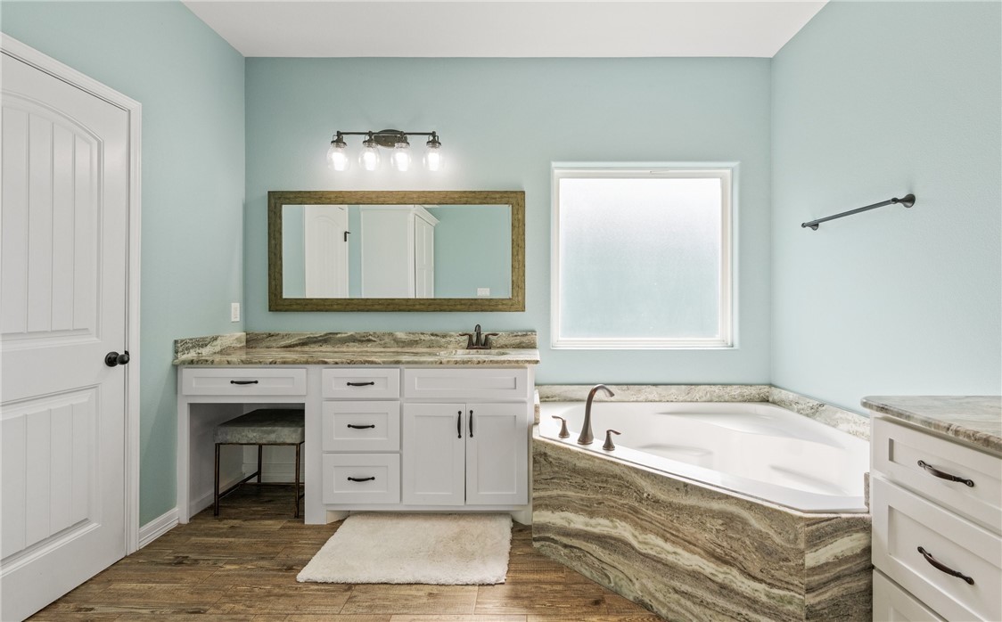 125 Sea Bird Lane Property Photo 11