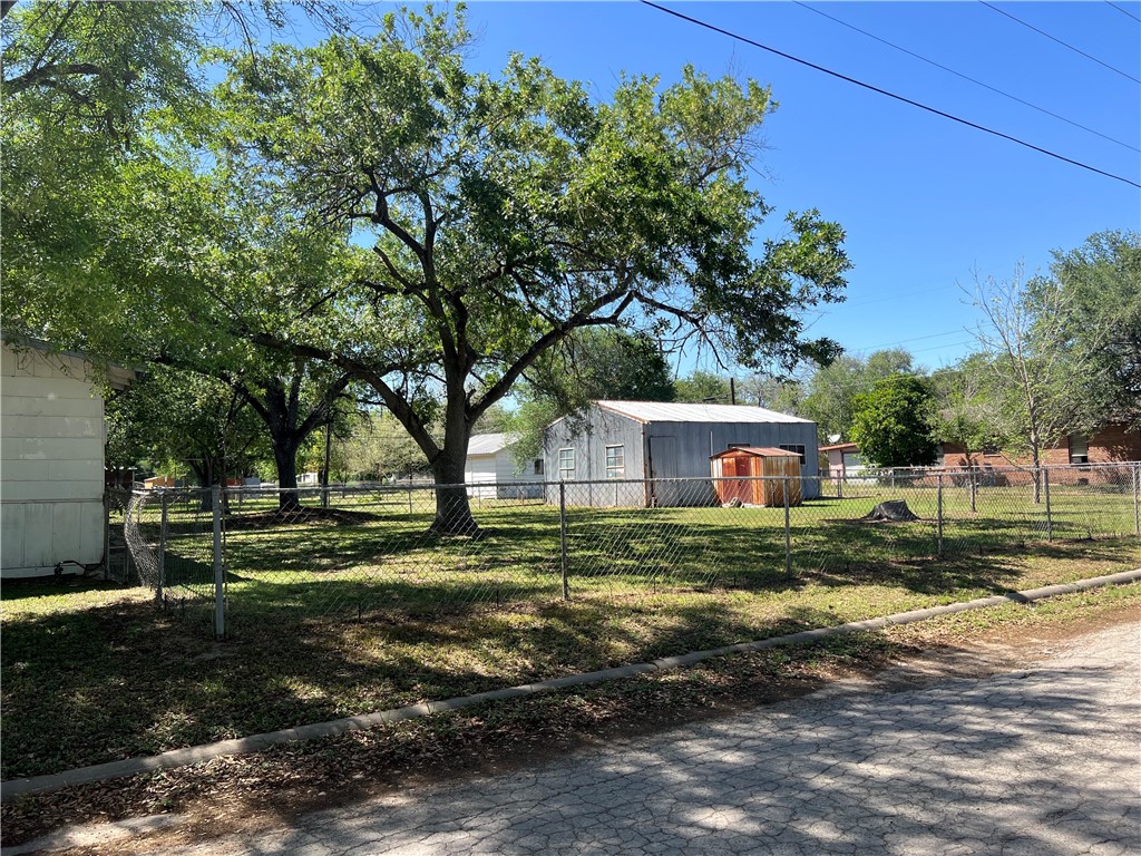 604 Sw 9th St Property Photo 16