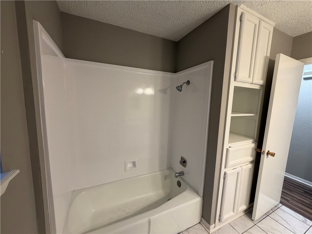 3126 Charter Lane Property Photo 17