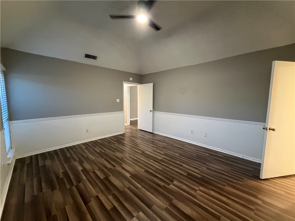 3126 Charter Lane Property Photo 19