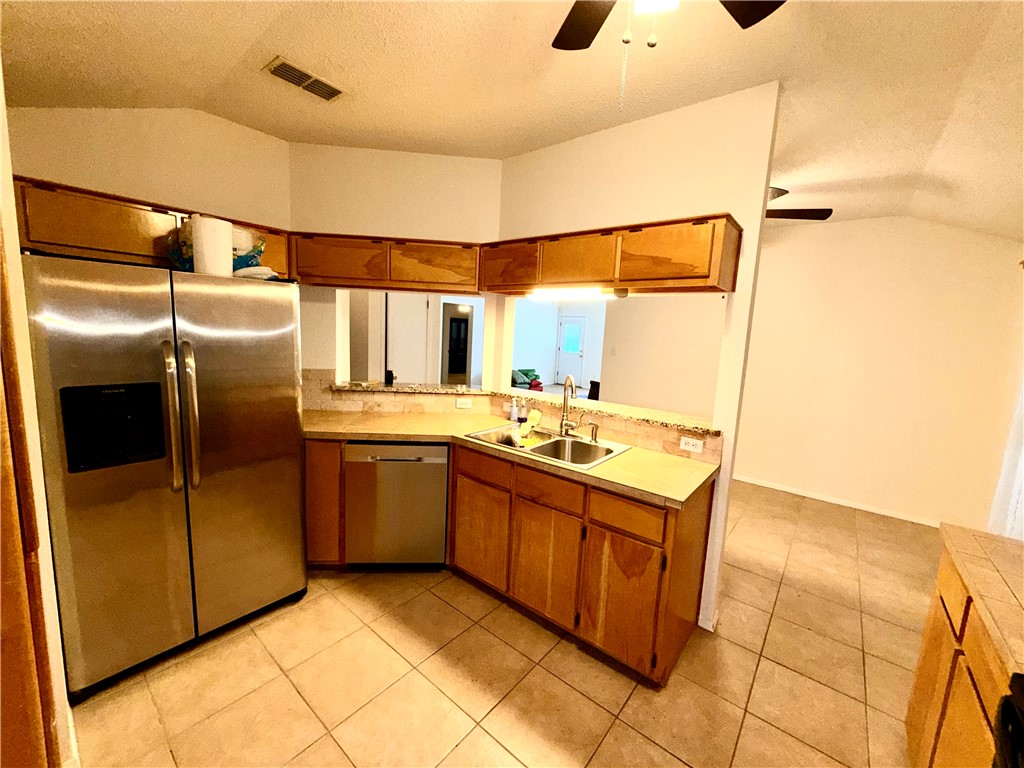 2177 Glenwood Dr Property Photo 22