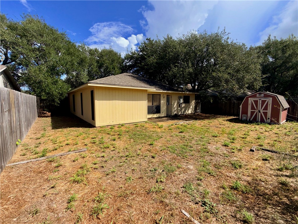 2177 Glenwood Dr Property Photo 38